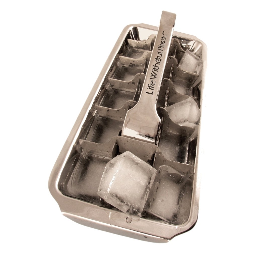 How to Fill an Ice Cube Tray 